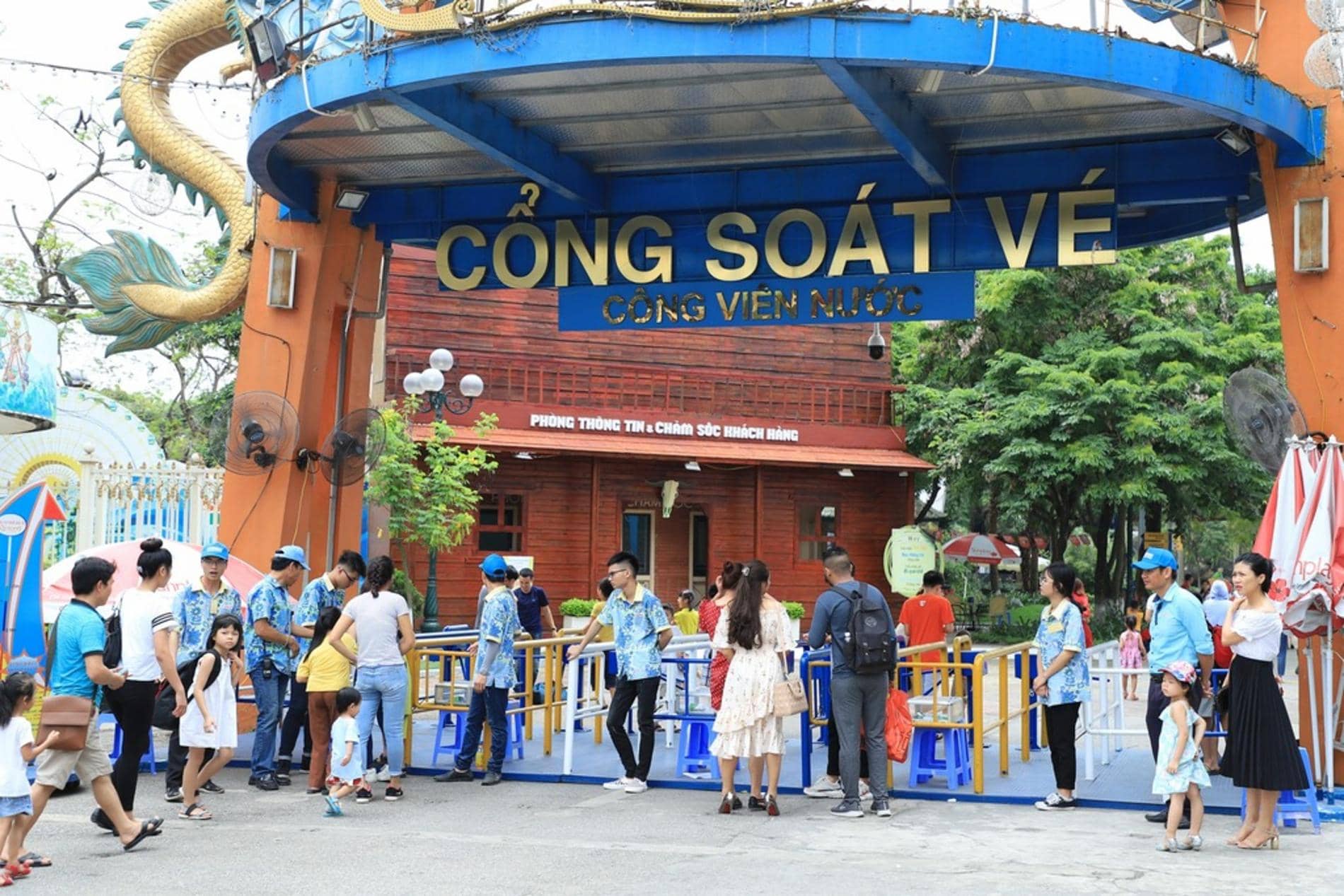 tourist site image