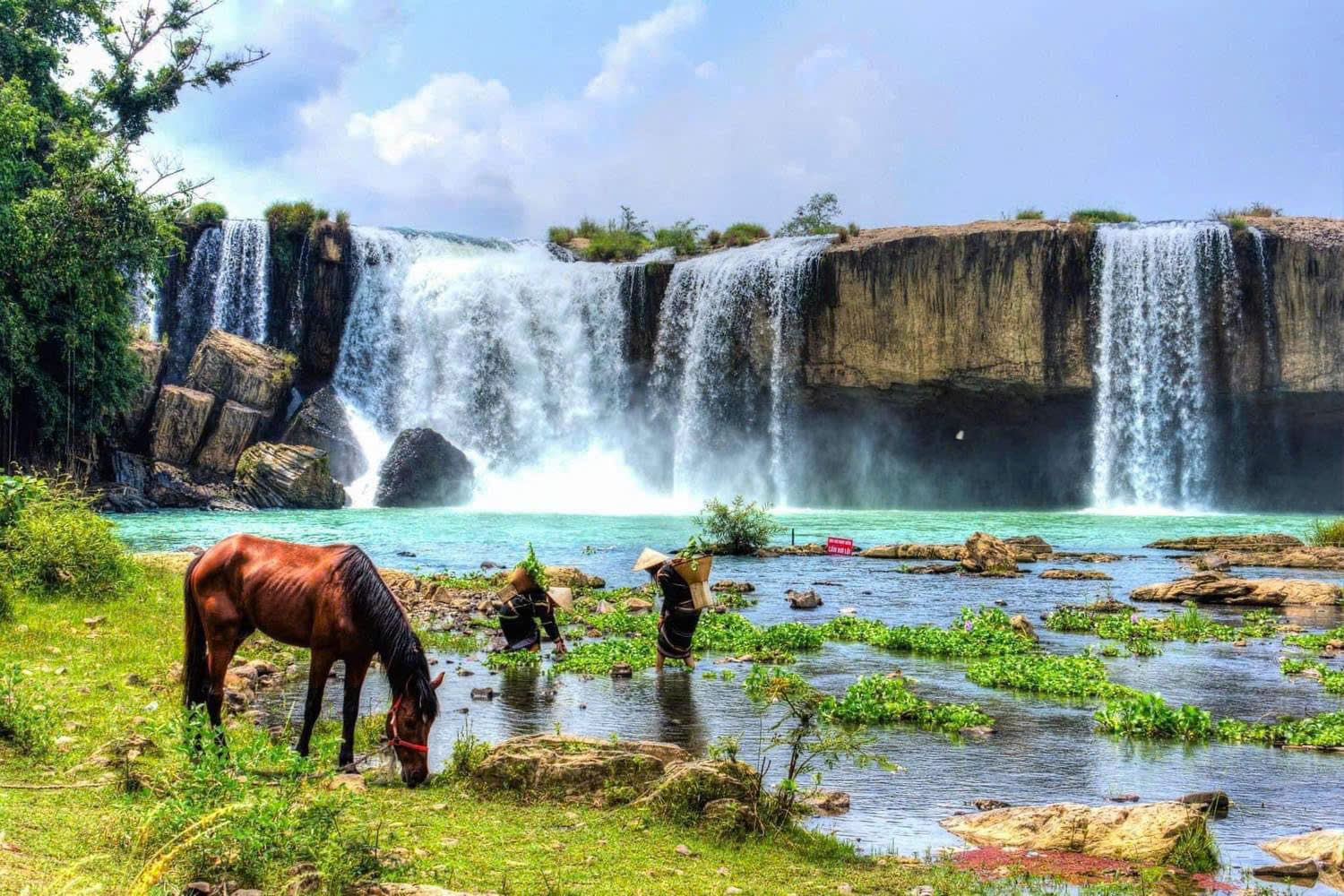 tourist site image
