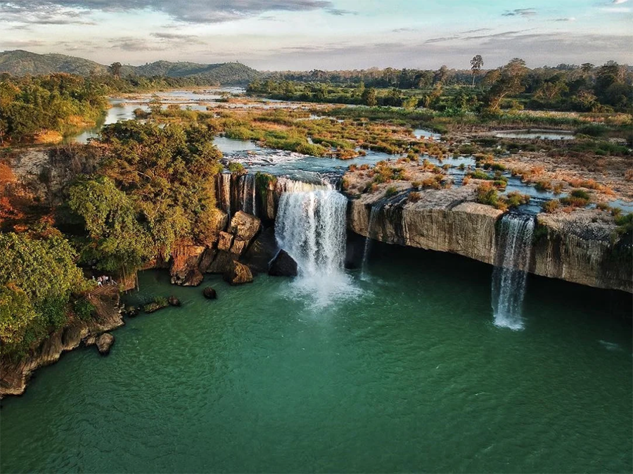 tourist site image
